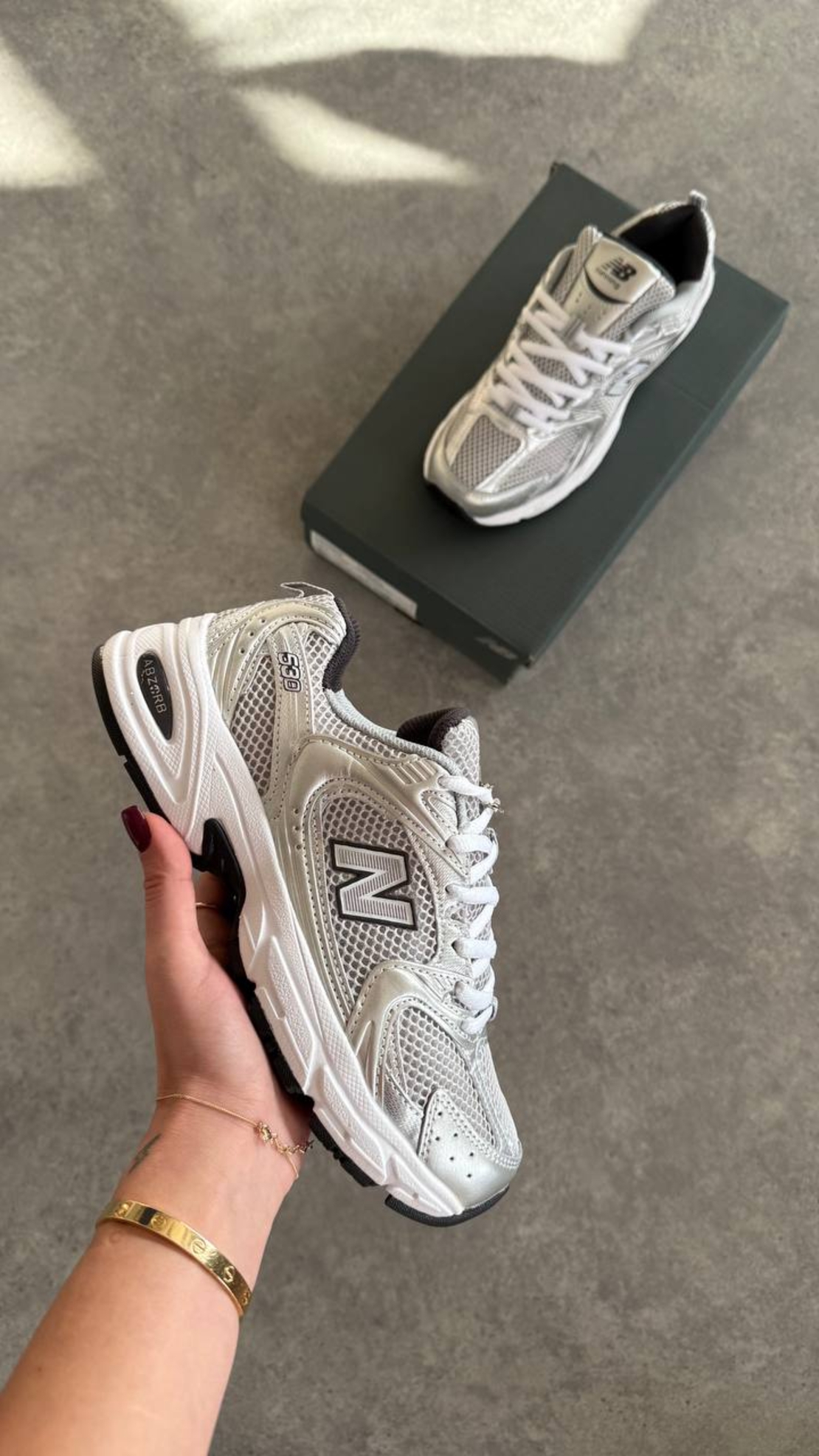 New Balance  530 