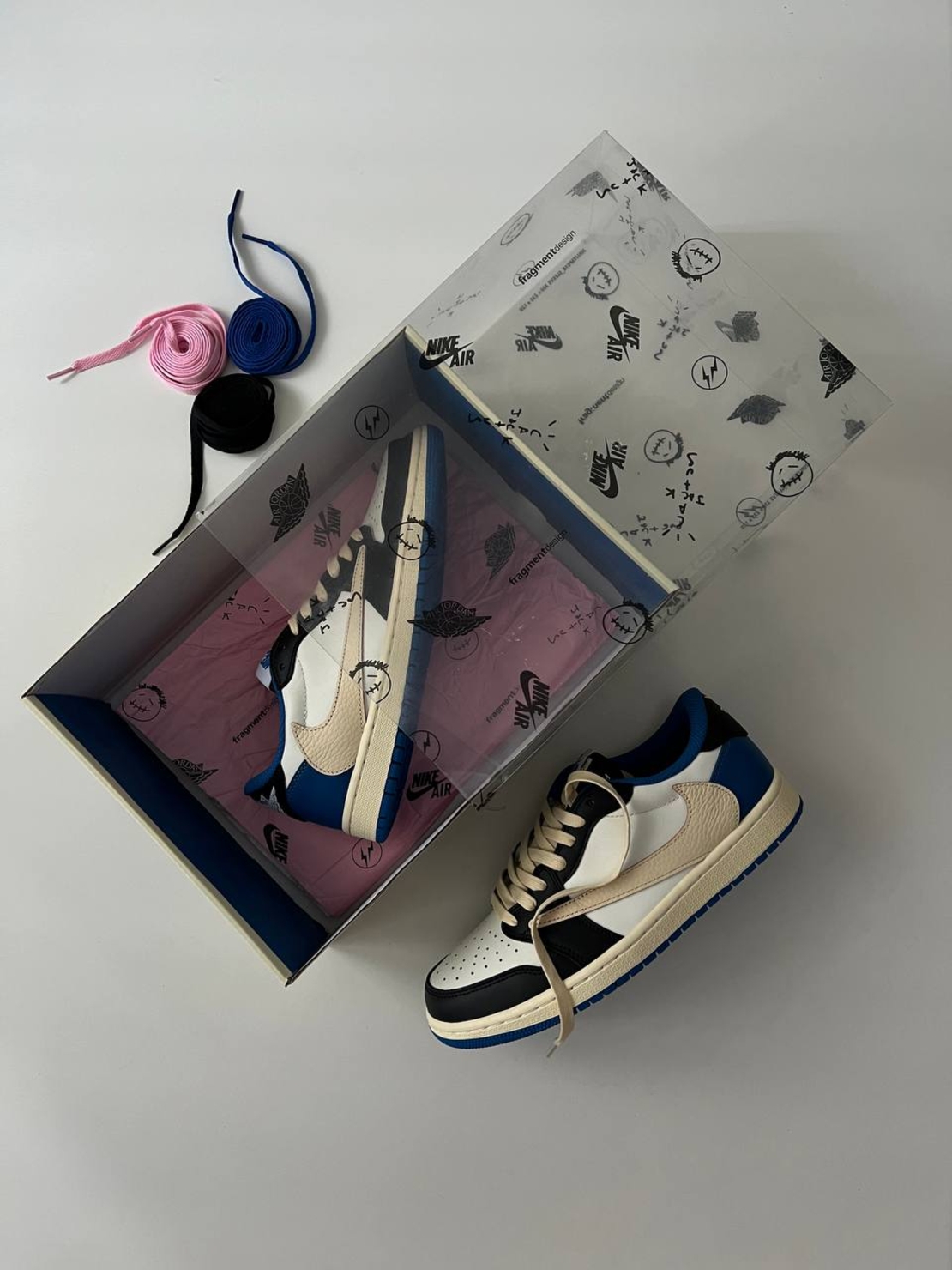 Travis Scott x Fragment x Air Jordan 1 Low