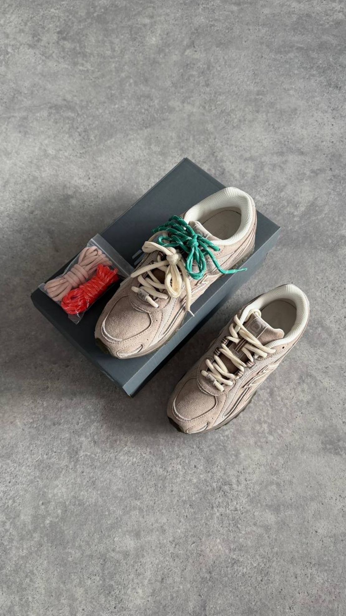 New Balance 204L “Mushroom / Arid Stone”