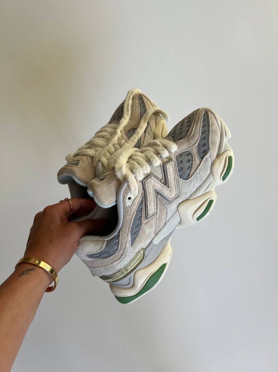 „NEW BALANCE 9060 × BRICKS & WOOD“