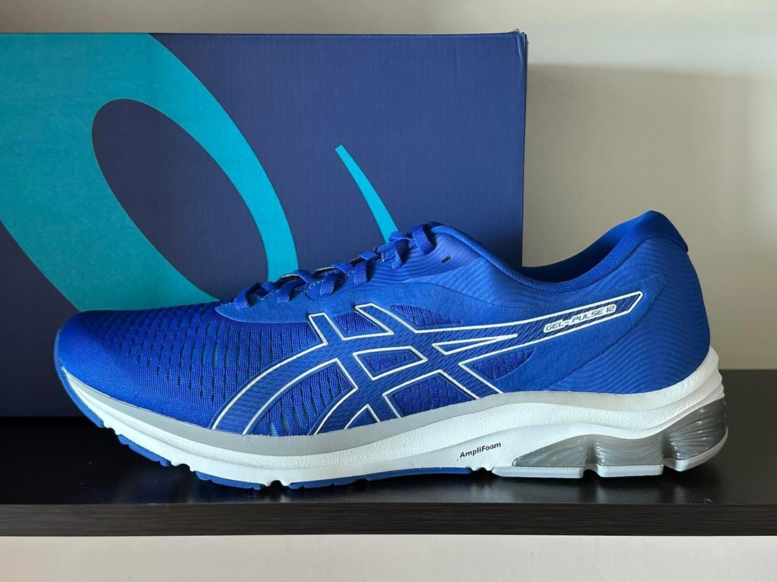 Asics 50.5 deals