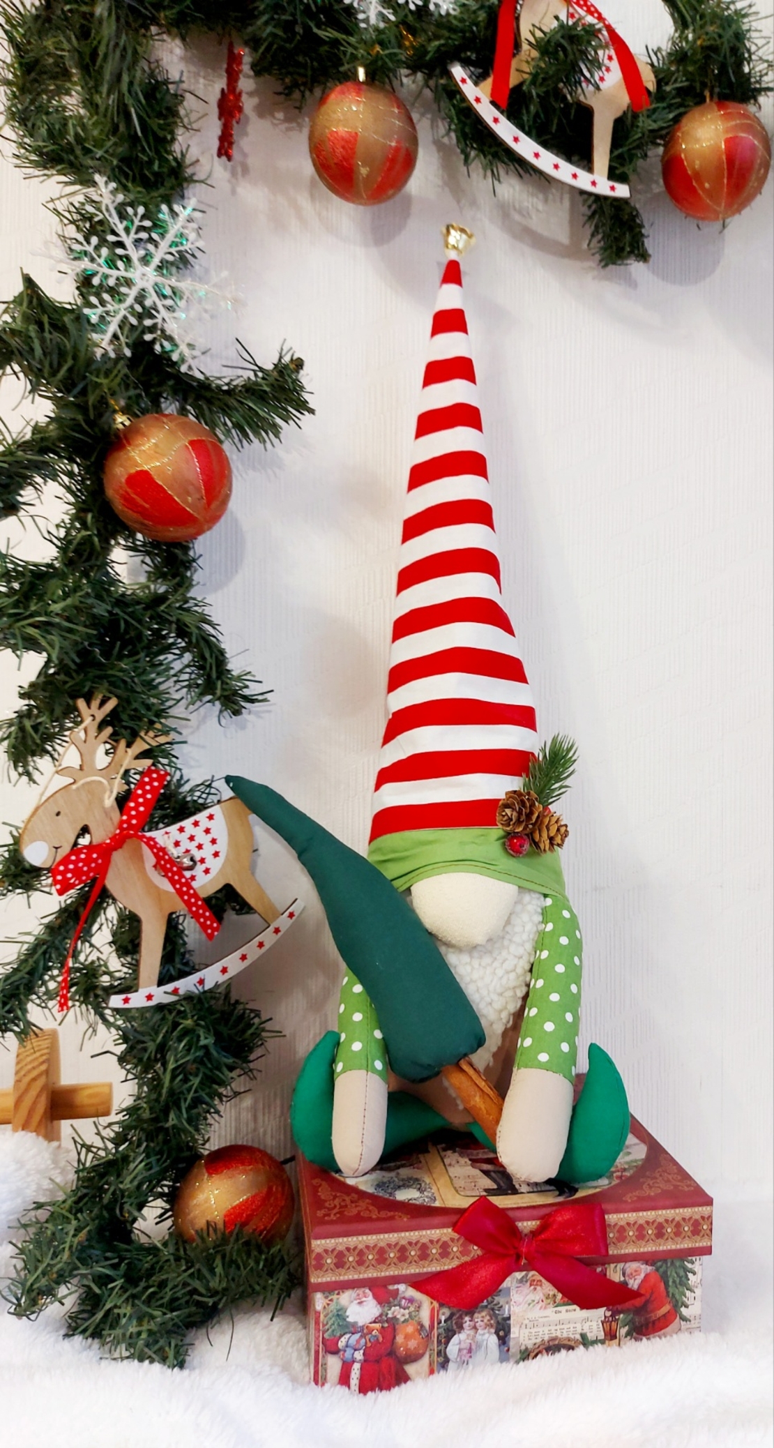 Коледно джудже за декорация райе
