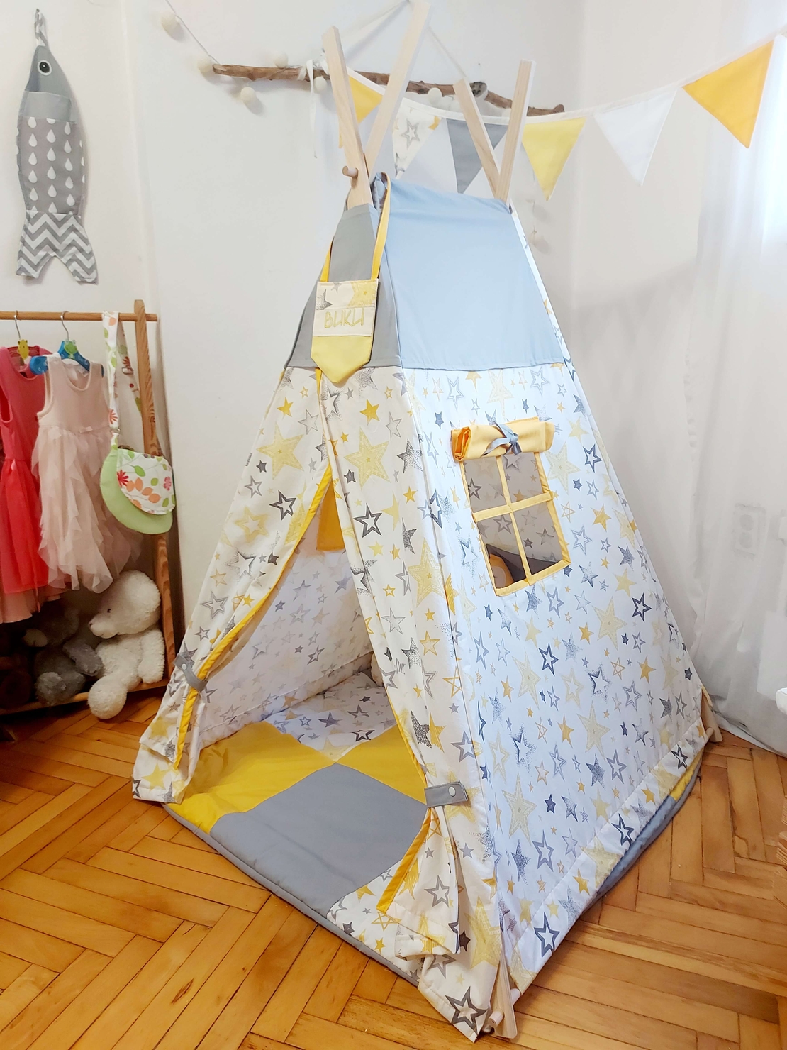 Детска палатка Еовин звезди в сиво и жълто