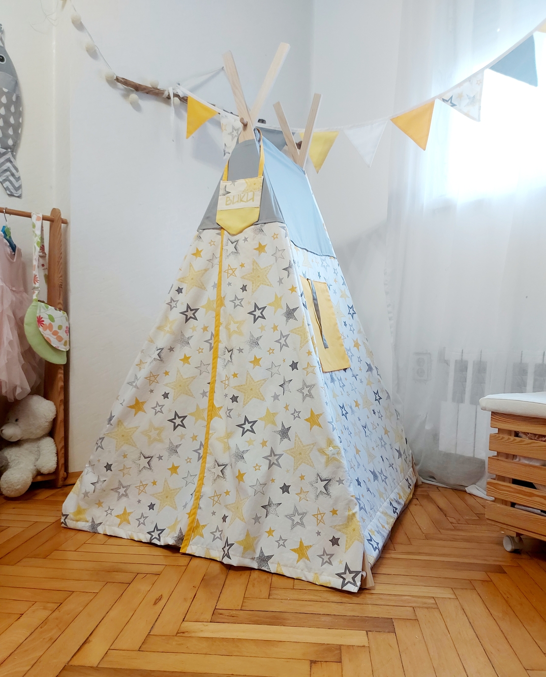 Детска палатка Еовин звезди в сиво и жълто