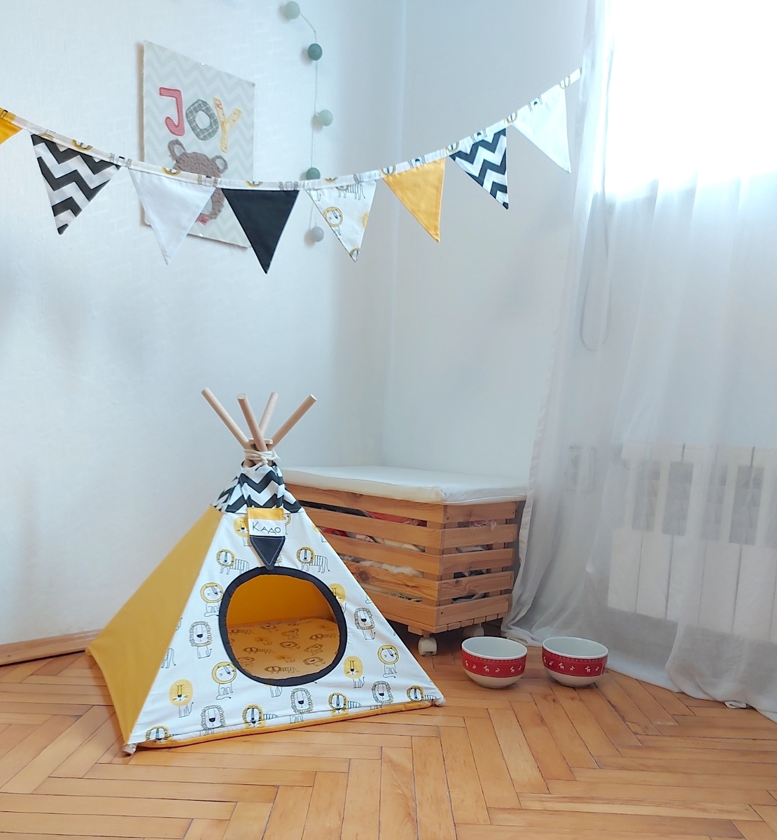 Палатка за домашни любимци Tee Pee лъвчета