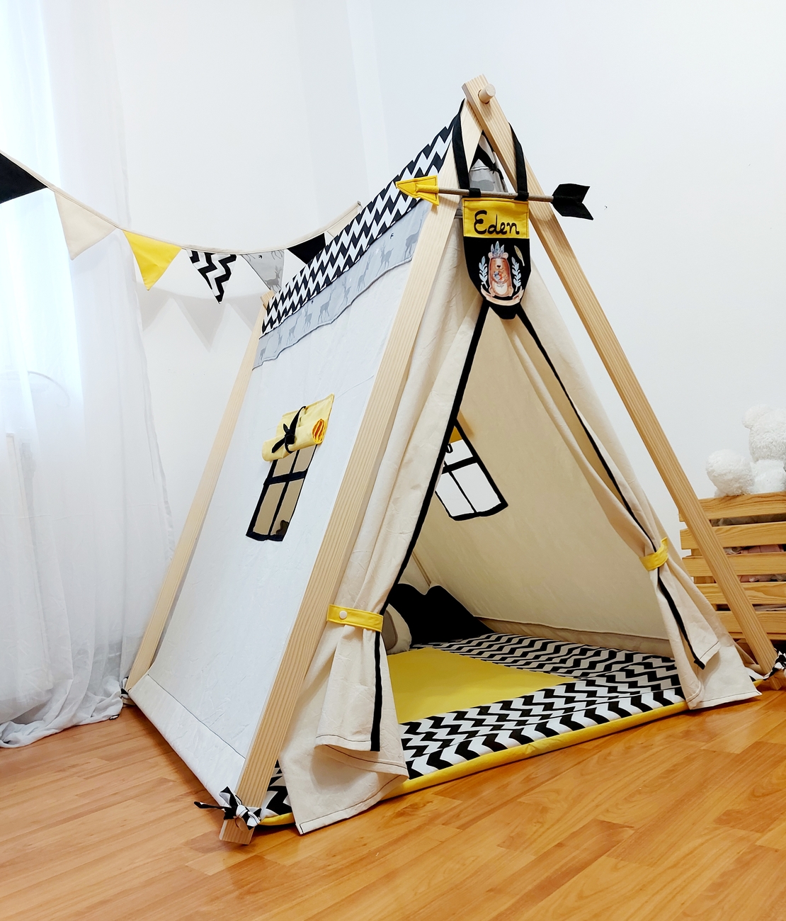 Детска палатка Арвен в черно бял зиг, сиво и жълто