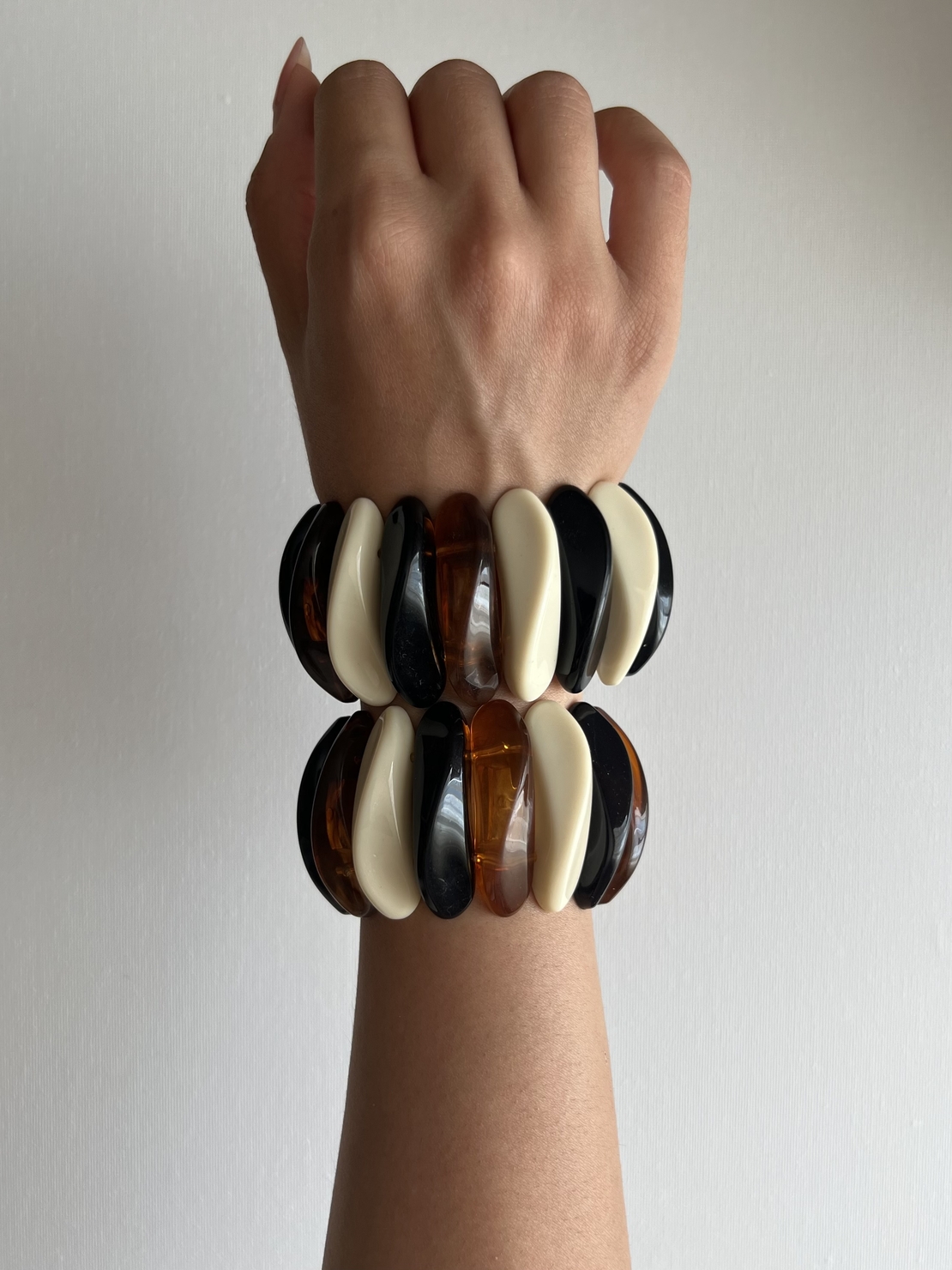 EZARI BANGLE BRACELET