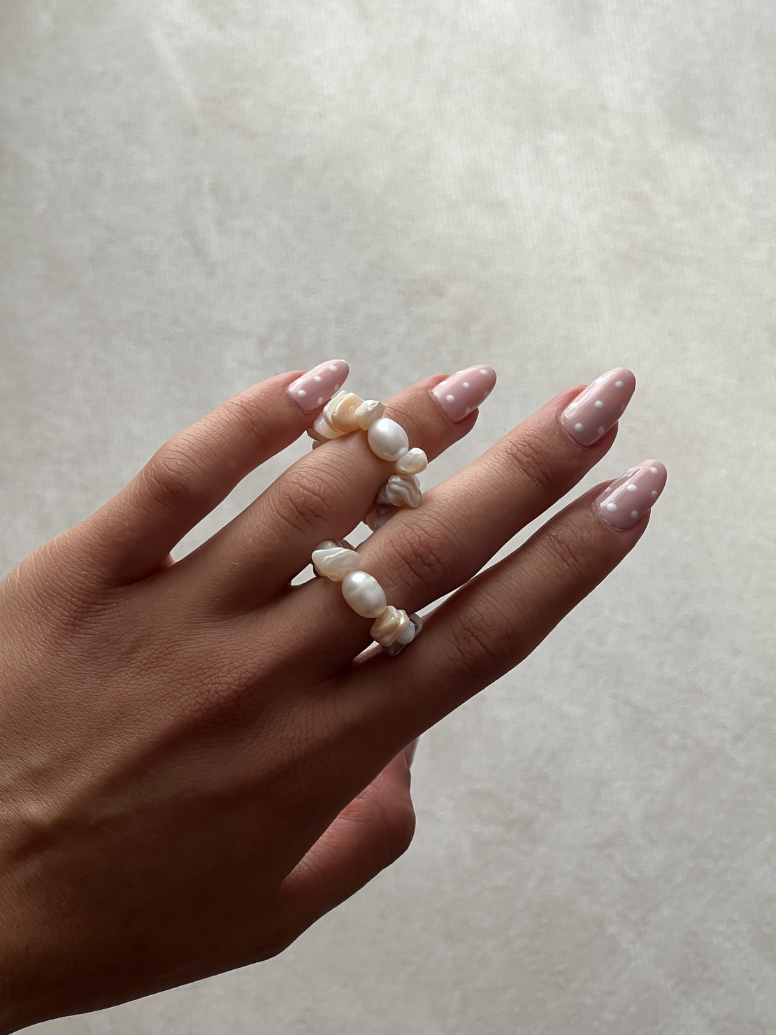 NACRE PEARL RING