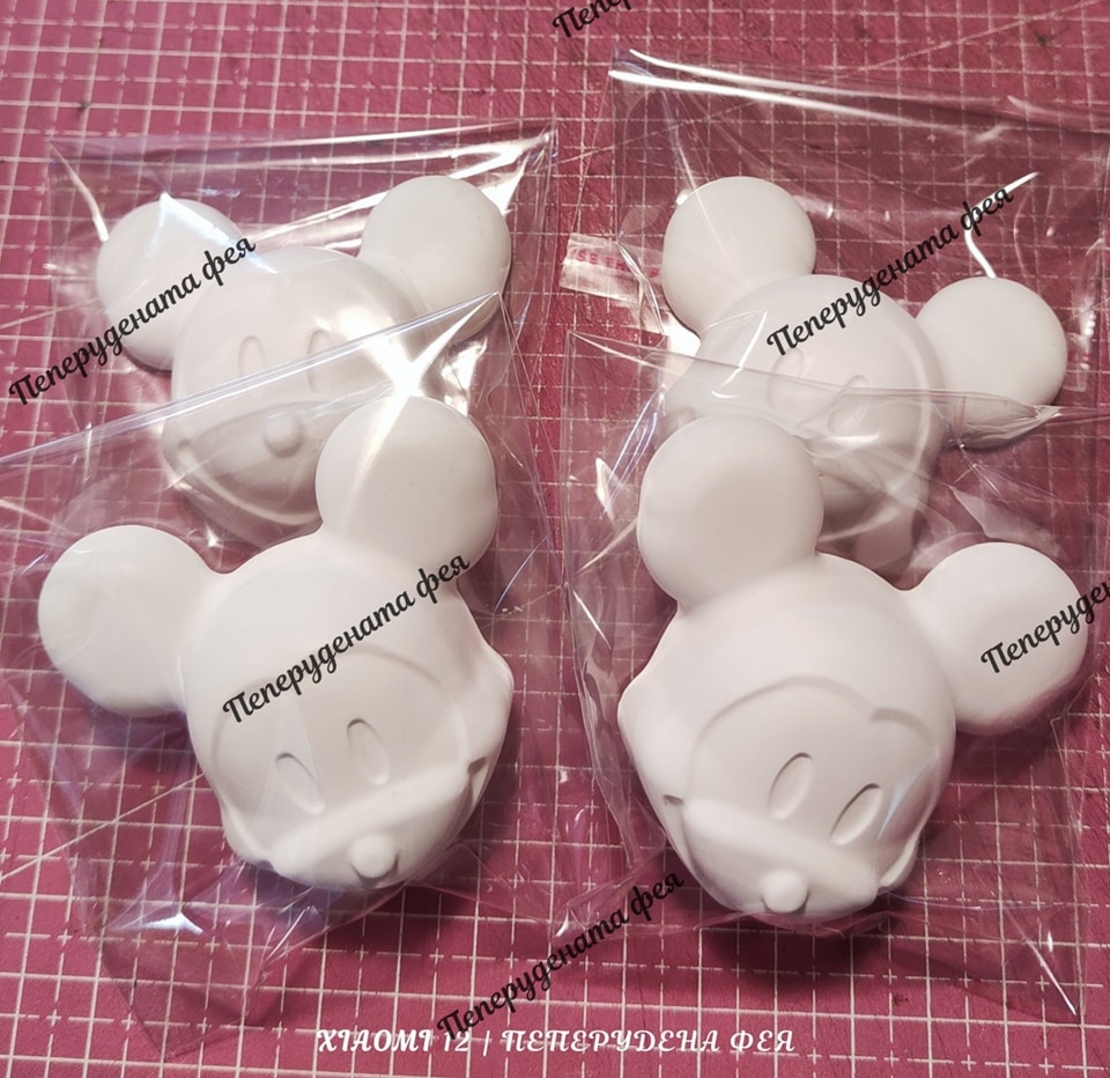 Керамичен комплект МИКИ МАУС  с  2бр. боички + 1бр. четка