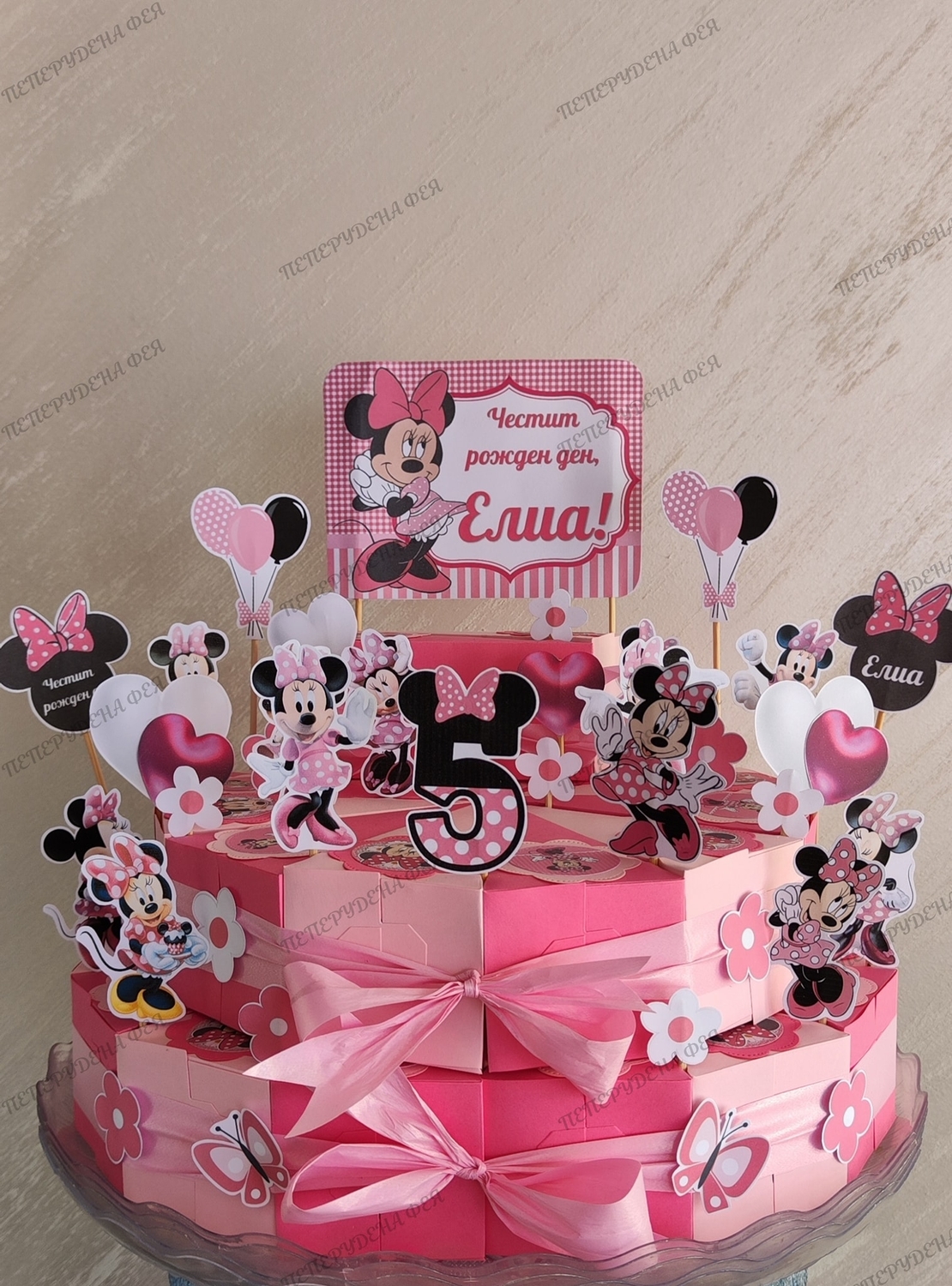 Картонена торта Мини Маус 15 / Minnie Mouse 15