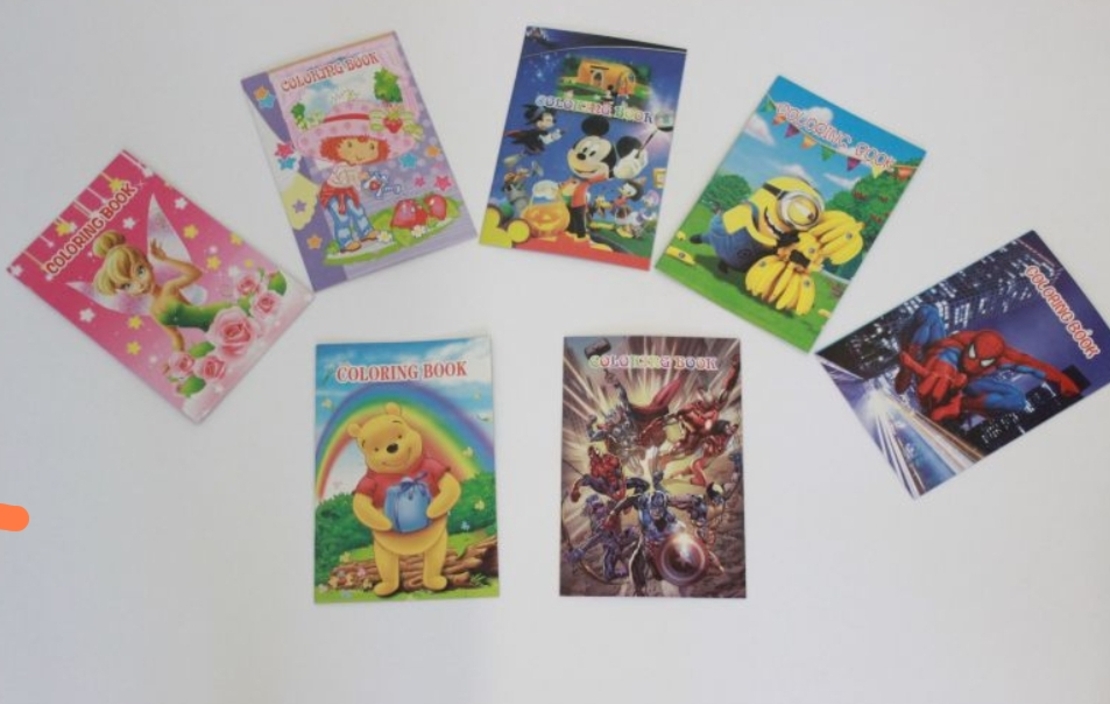 Торта от книжки и моливи Сафари / Safari