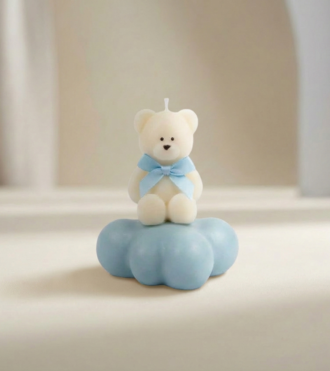 „Мече върху облаче“