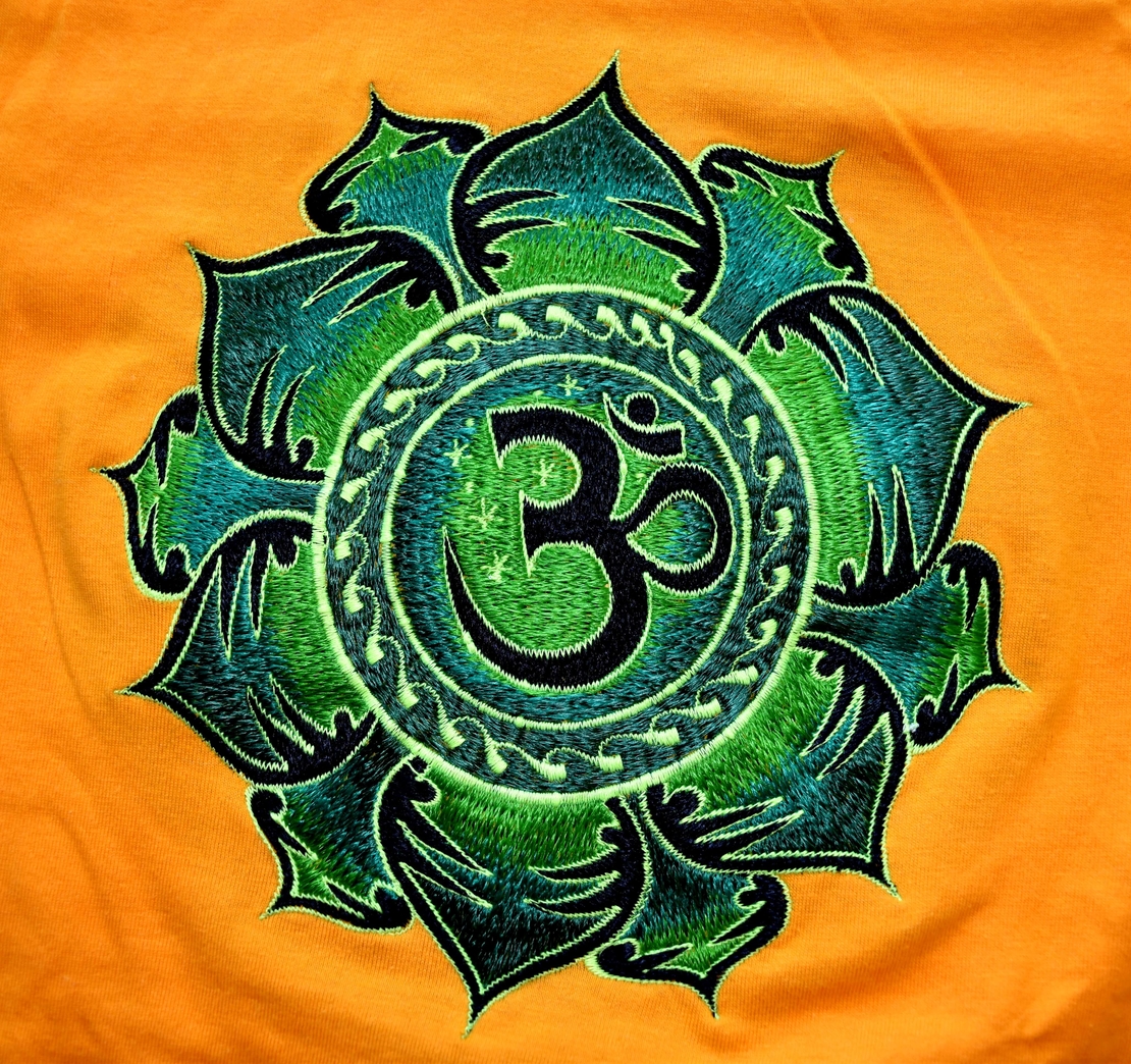 Om - Green Lotus