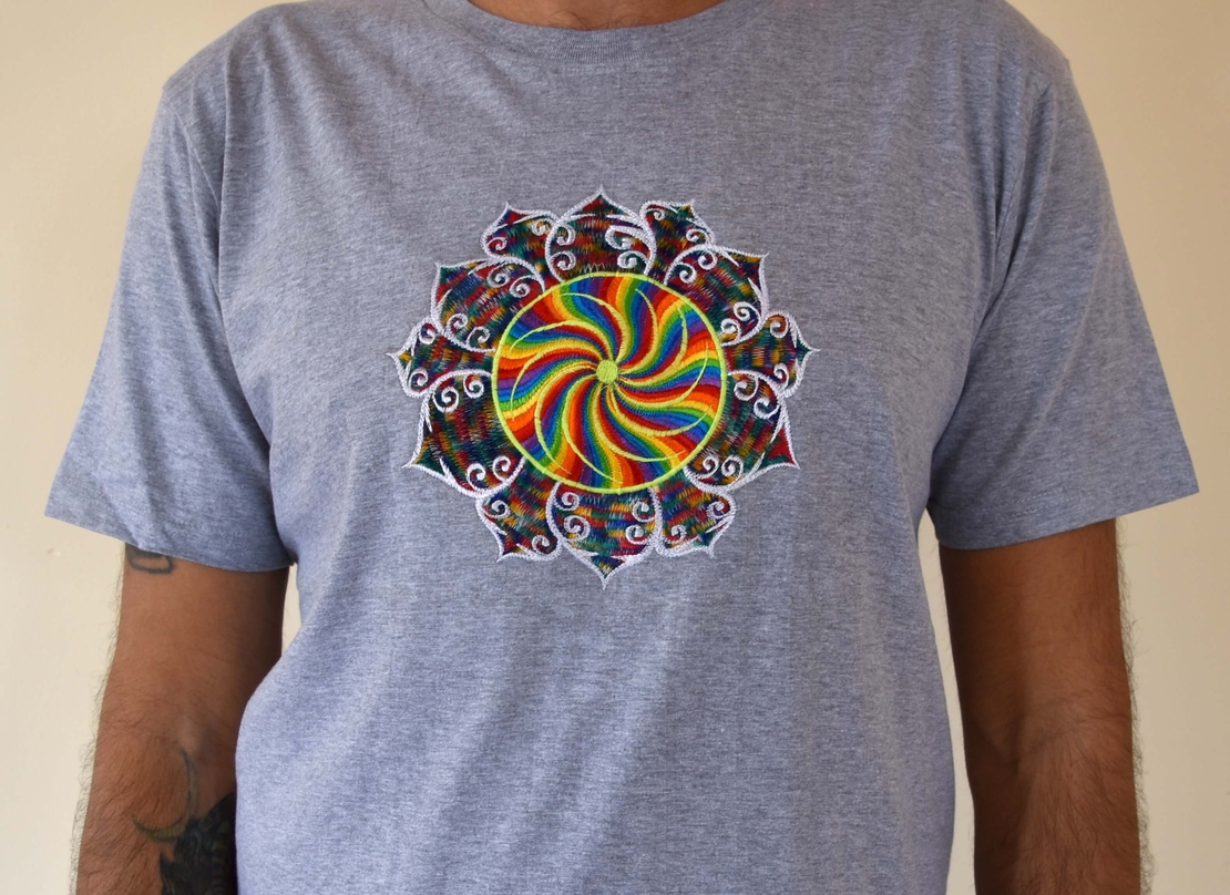 Rainbow Sun Embroidery T-shirt