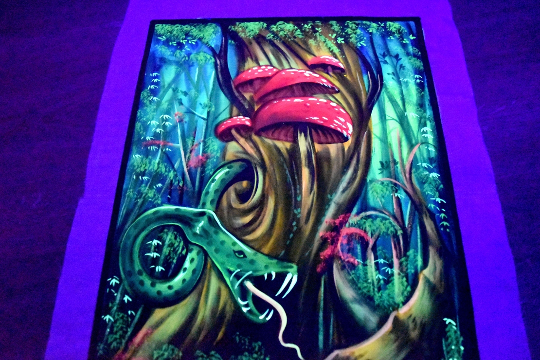 Hanmade UV LED Painting 