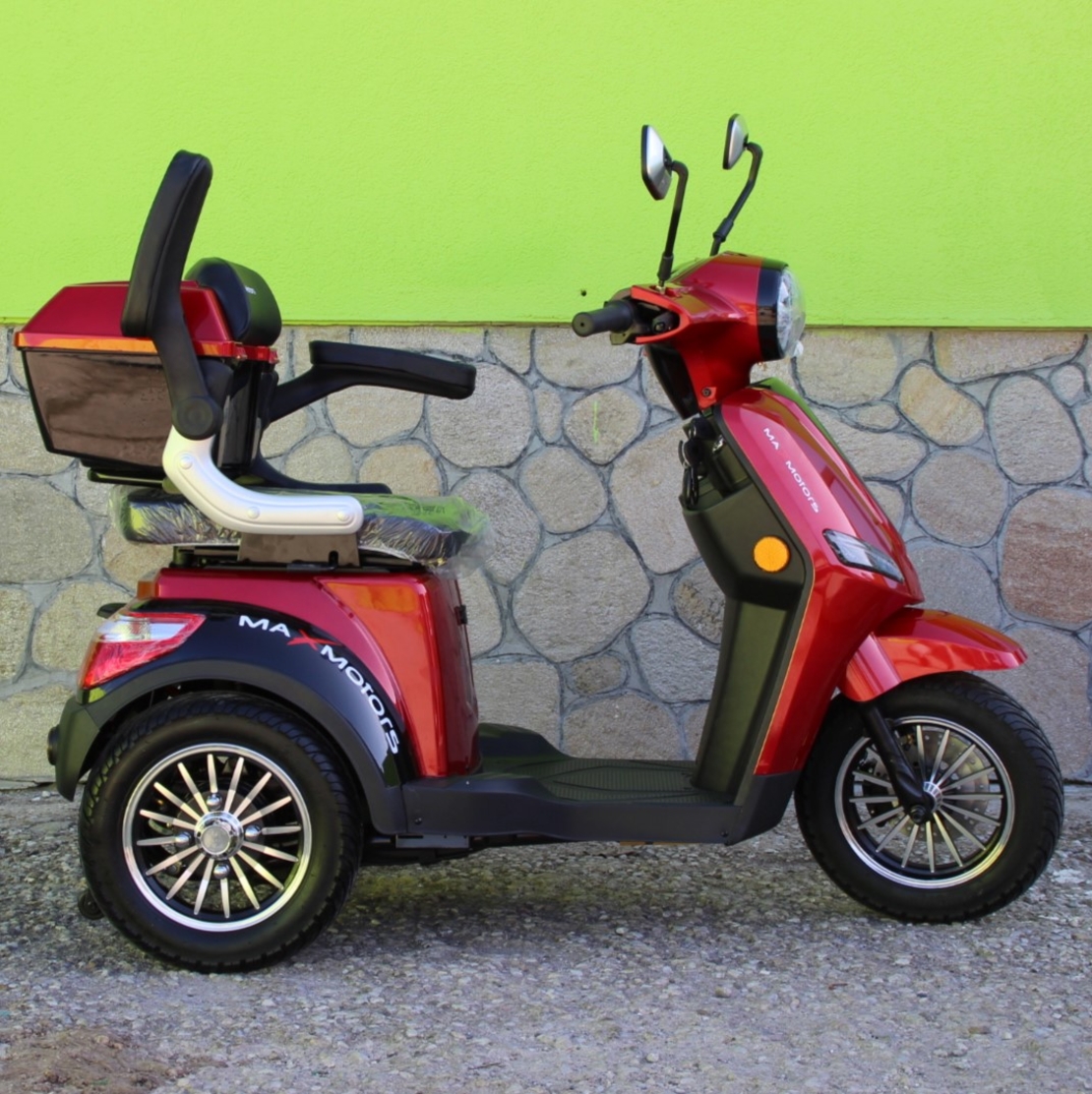 Електрическа Фамозна триколка MaXmotors FM1 1500W – RED
