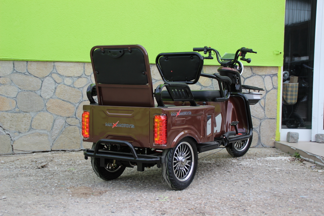 Двуместна електрическа триколка MAX MOTORS 1500W 20 AH