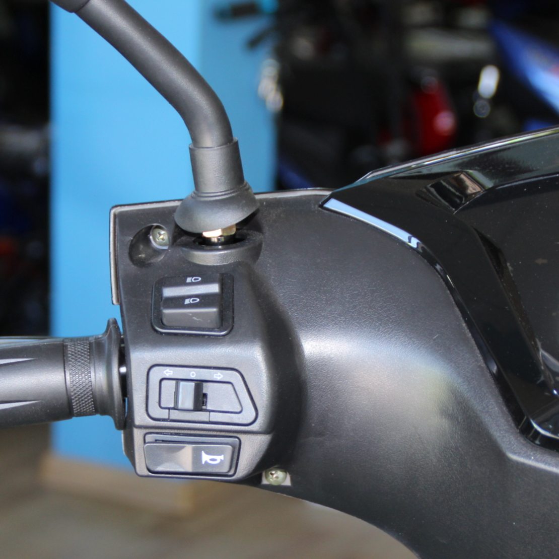 ЕЛЕКТРИЧЕСКА ТРИКОЛКА-СКУТЕР MAX SPORT 1500W BLACK
