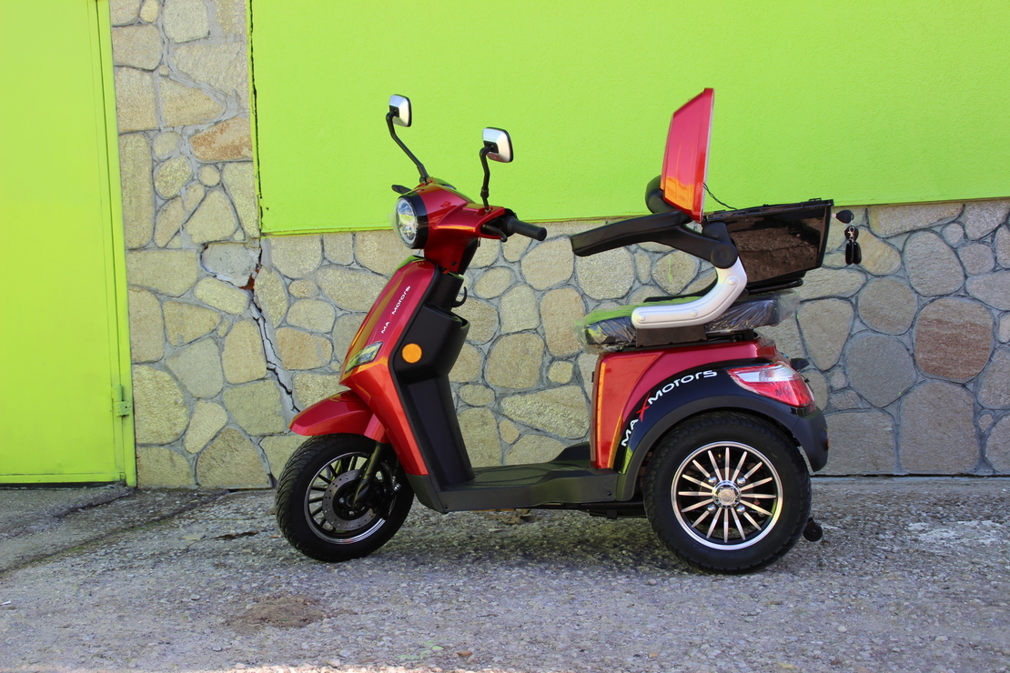 Електрическа Фамозна триколка MaXmotors FM1 1500W – RED