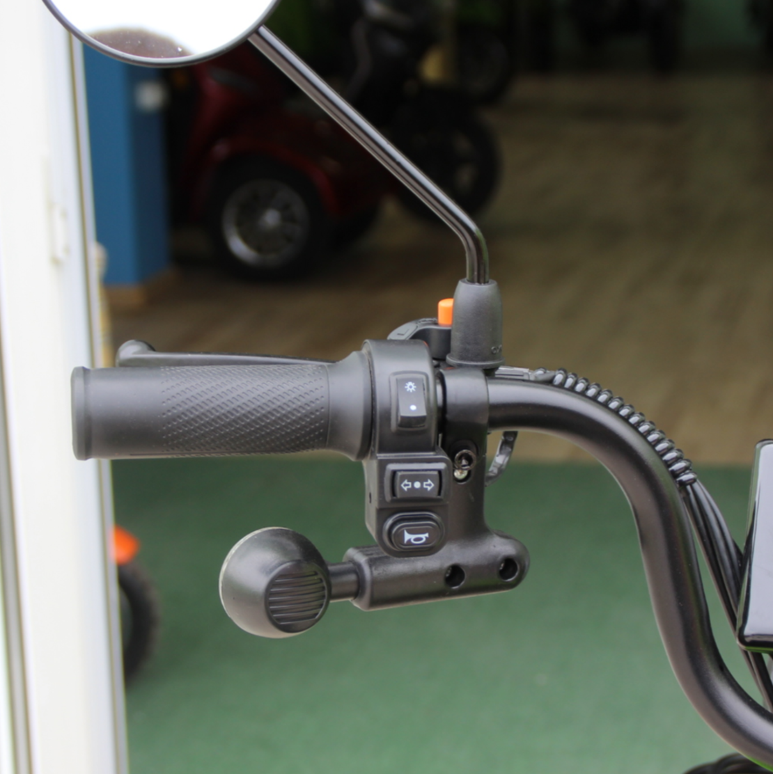 Двуместна електрическа триколка MaxMotors Pudding 1800W-48V-20Ah GREEN