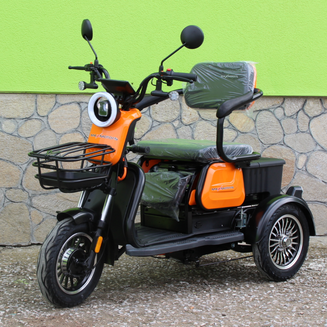 Уникална Триместна Триколка MaxMotors X1 NEW