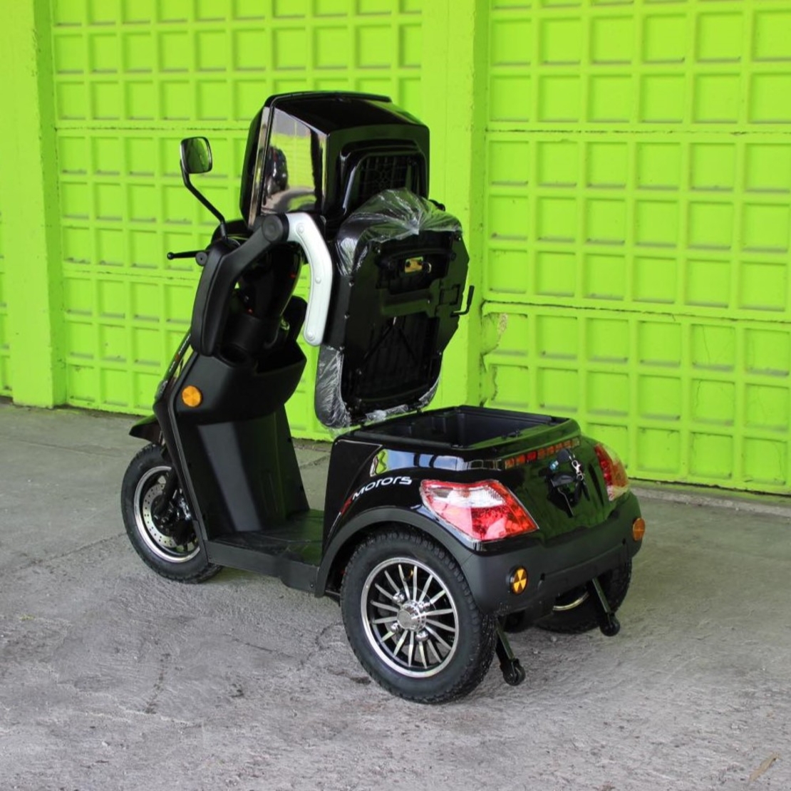 Електрическа Фамозна триколка MaXmotors FM1 1500W – BLACK