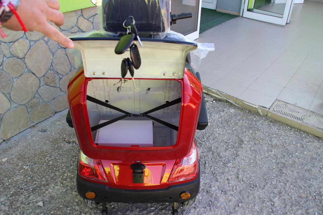 Електрическа триколка Max Motors FM2 PRO 1800W, 25Ah, RED