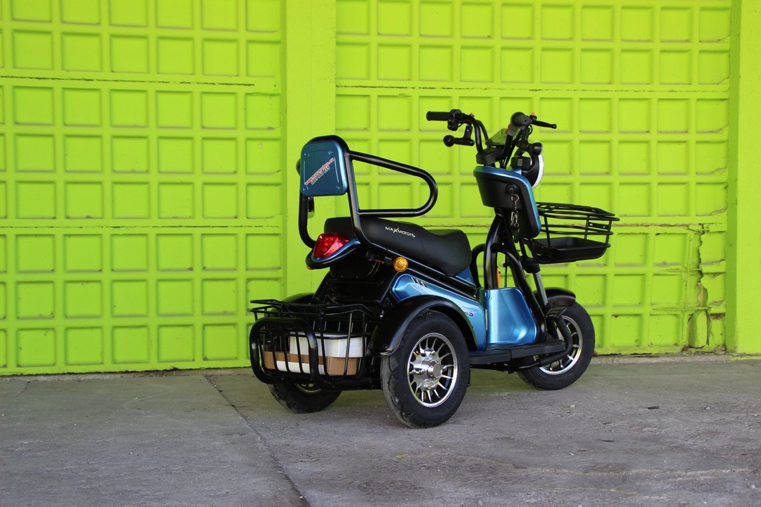 Двуместна електрическа триколка MaxMotors Pudding 1800W-48V-20Ah-BLUE