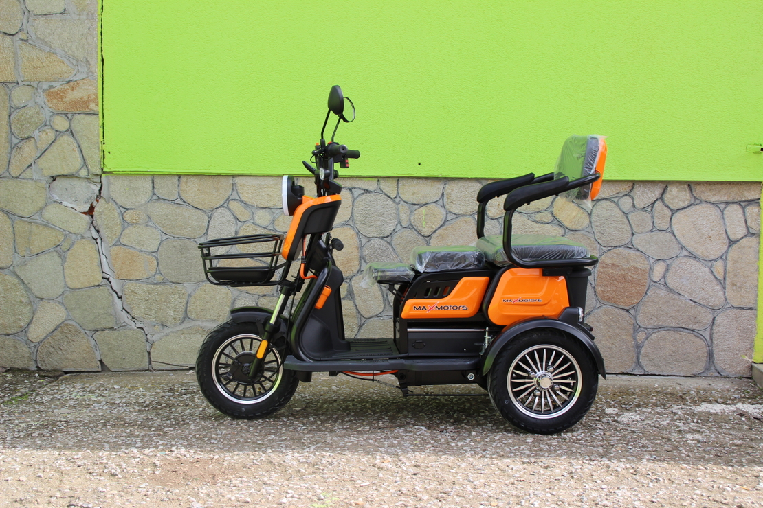 Уникална Триместна Триколка MaxMotors X1 NEW