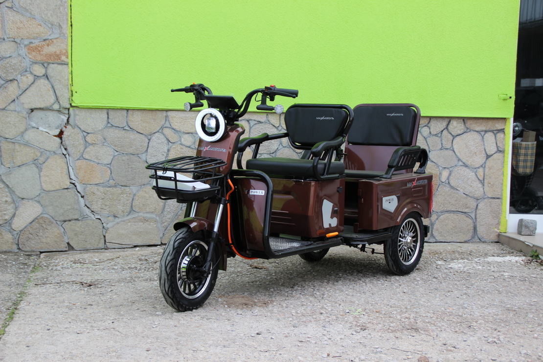 Двуместна електрическа триколка MAX MOTORS 1500W 20 AH