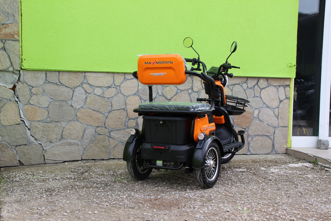 Уникална Триместна Триколка MaxMotors X1 NEW
