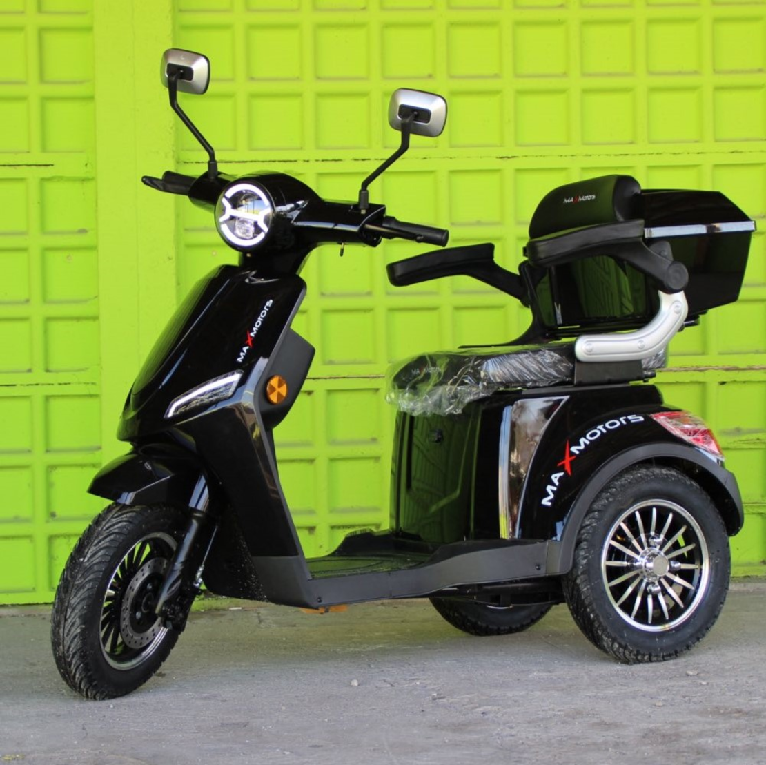 Електрическа Фамозна триколка MaXmotors FM1 1500W – BLACK