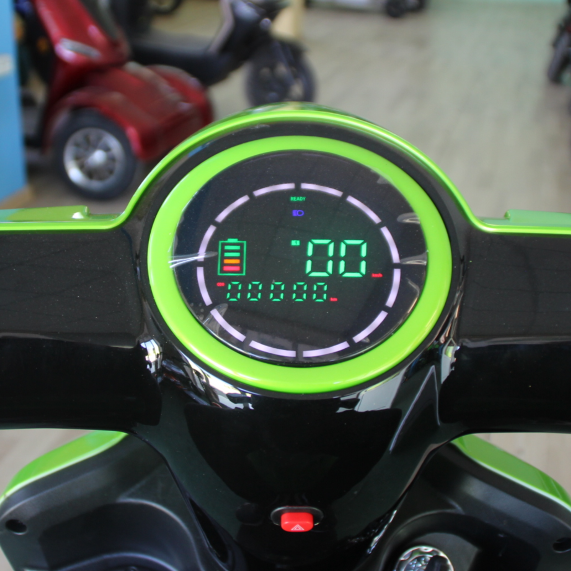 Електрическа Фамозна триколка MaXmotors FM1 1500W – GREEN
