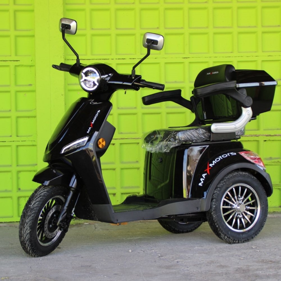 Електрическа Фамозна триколка MaXmotors FM1 1500W – BLACK