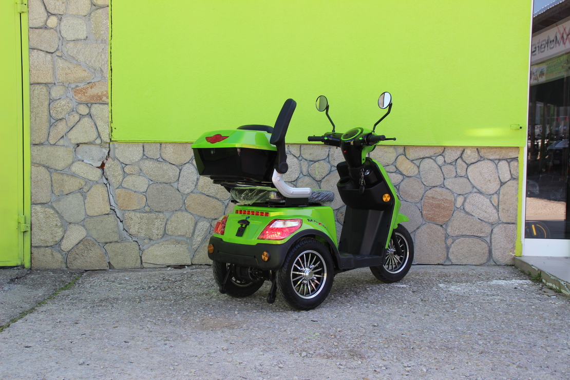 Електрическа Фамозна триколка MaXmotors FM1 1500W – GREEN