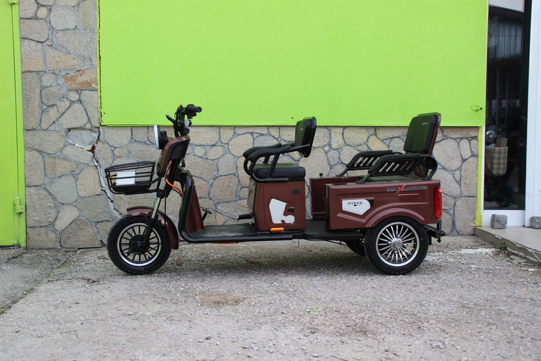 Двуместна електрическа триколка MAX MOTORS 1500W 20 AH