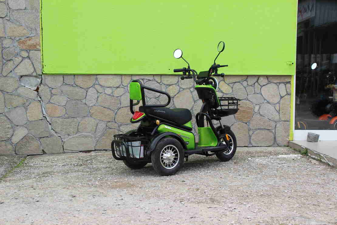 Двуместна електрическа триколка MaxMotors Pudding 1800W-48V-20Ah GREEN