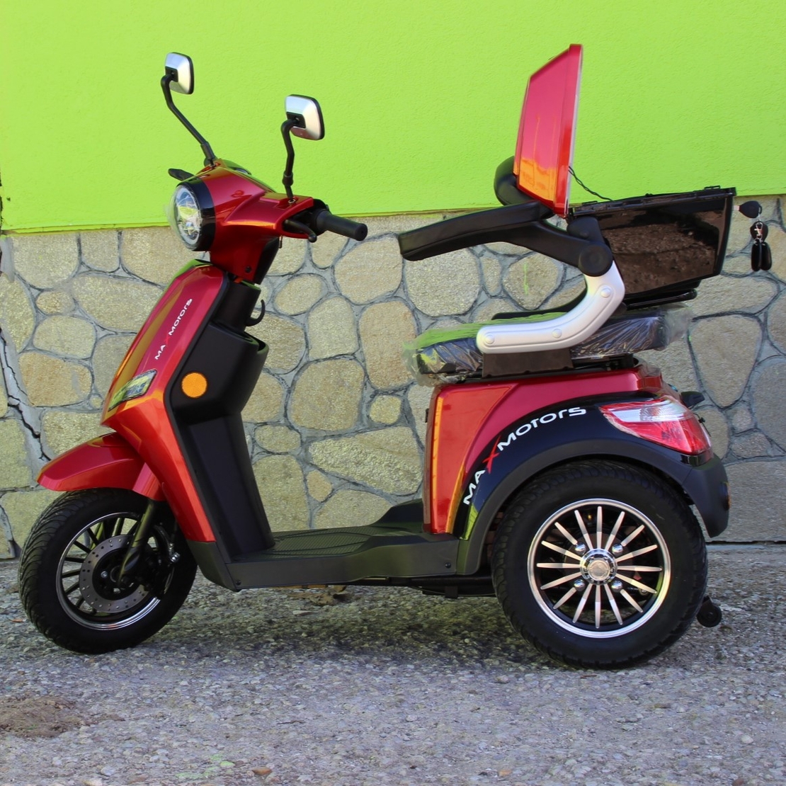 Електрическа Фамозна триколка MaXmotors FM1 1500W – RED