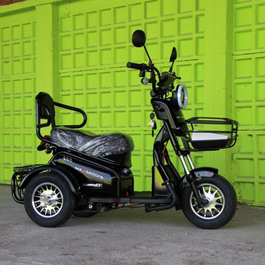 Двуместна електрическа триколка MaxMotors Pudding 1800W BLACK