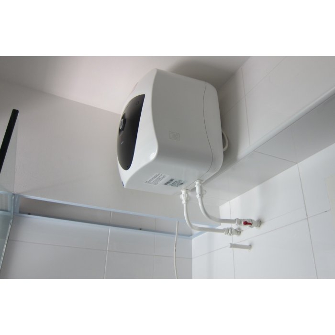 Малолитражен бойлер Ariston Andris Lux 10 OR /5 EU - над мивка