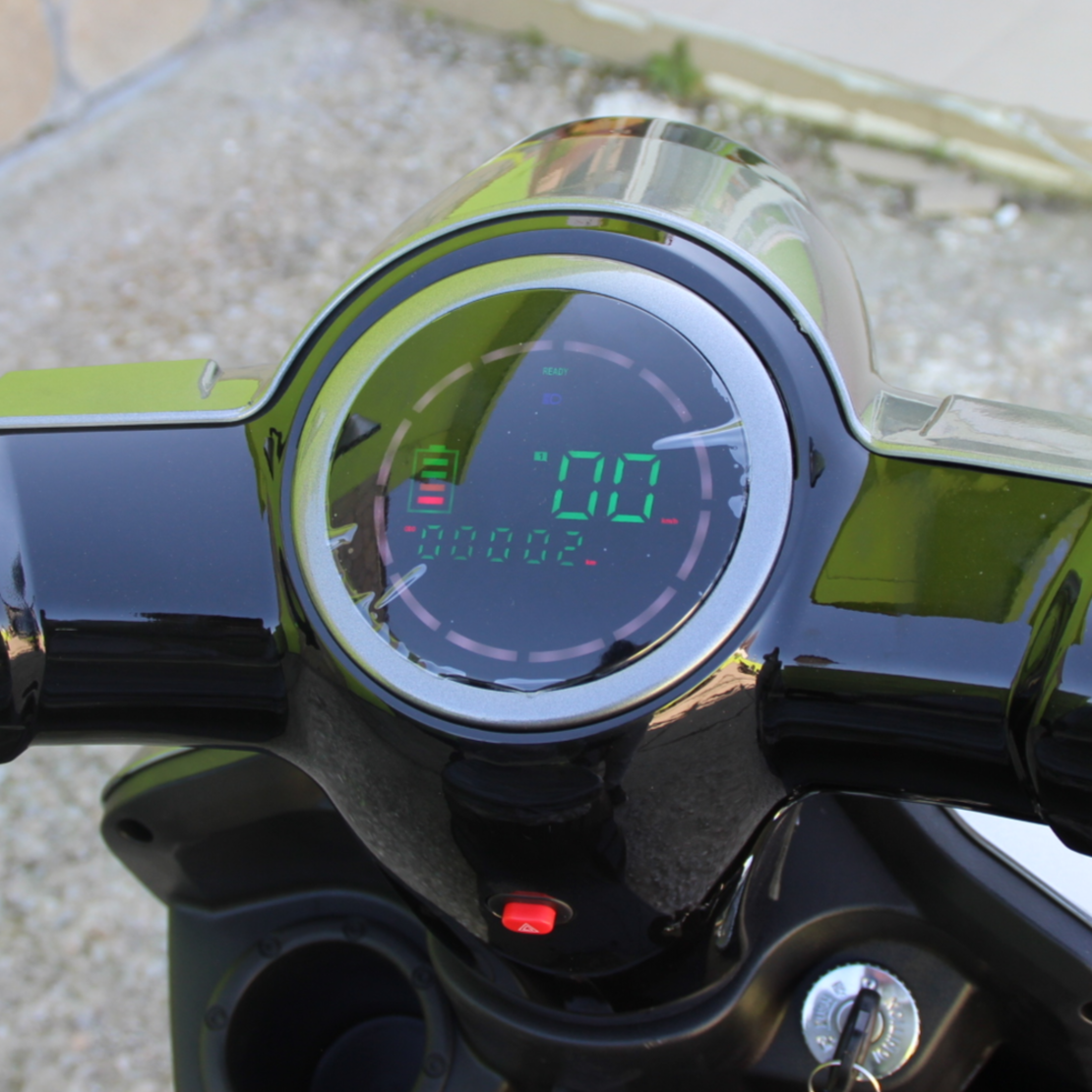 Електрическа триколка Max Motors FM2 PRO 1800W, 25Ah, GRAY