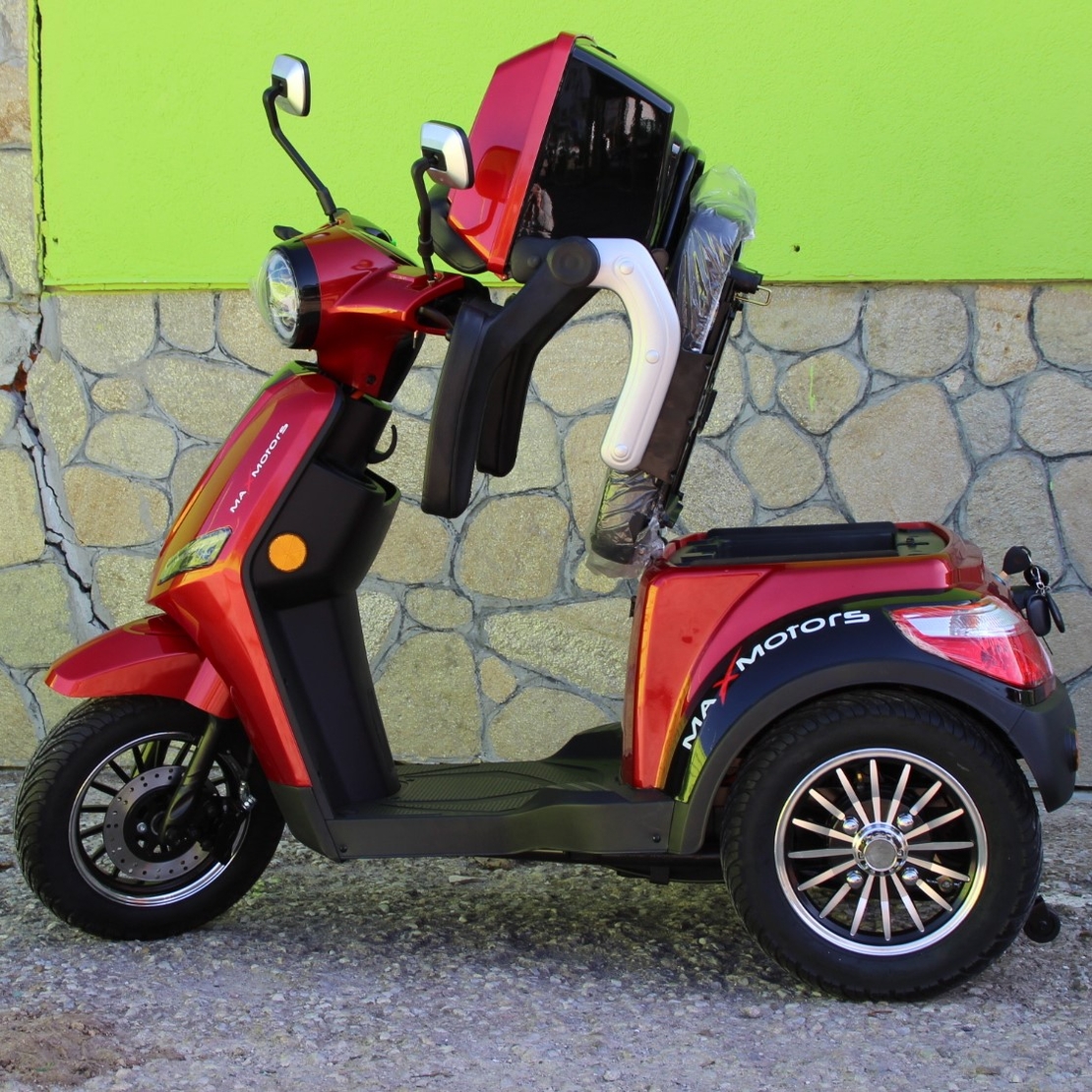 Електрическа Фамозна триколка MaXmotors FM1 1500W – RED