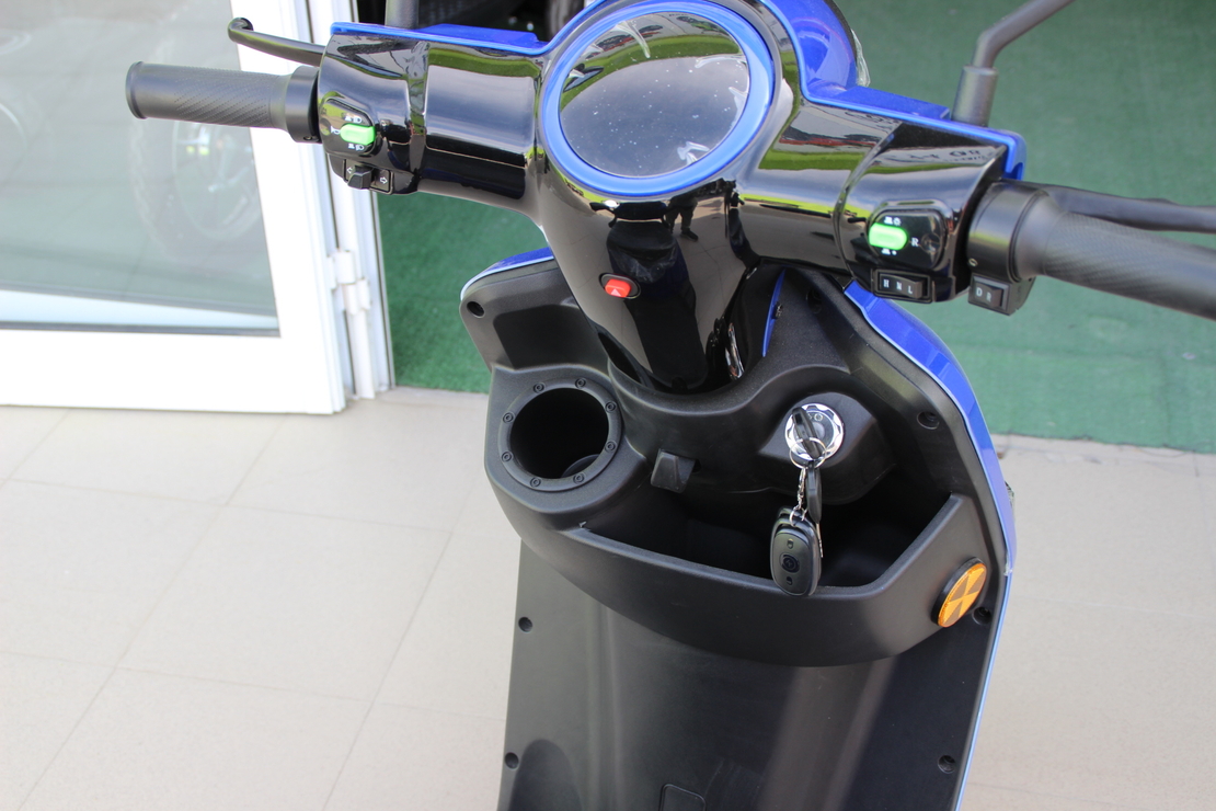 Електрическа Фамозна триколка MaXmotors FM1 1500W – BLUE