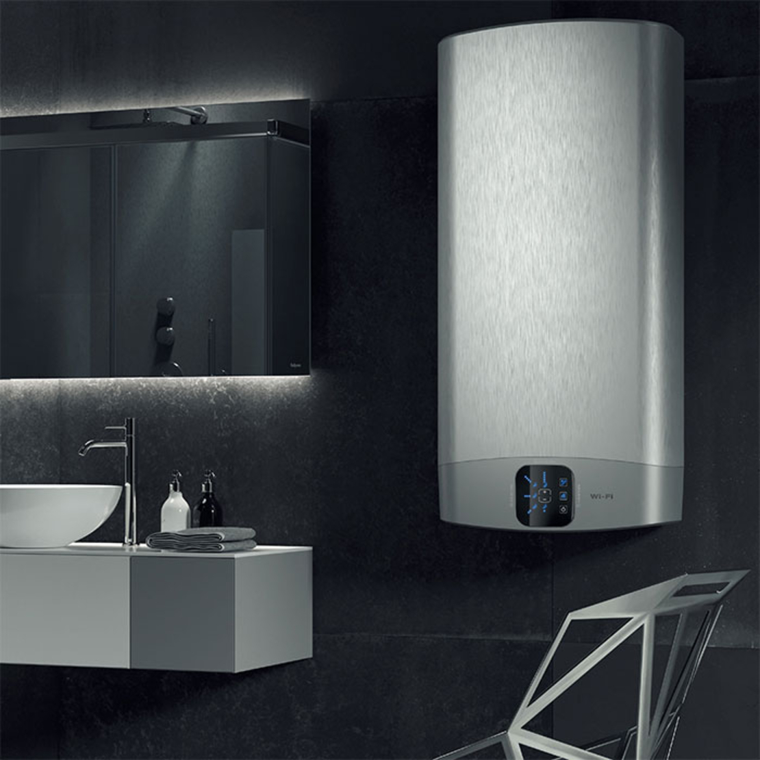 Мултипозиционен бойлер Ariston VELIS WiFi 80 EU V/H