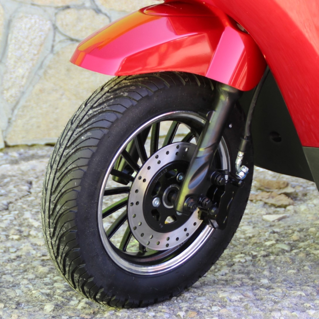 Електрическа Фамозна триколка MaXmotors FM1 1500W – RED