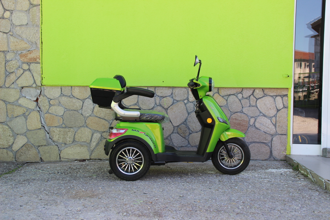 Електрическа Фамозна триколка MaXmotors FM1 1500W – GREEN