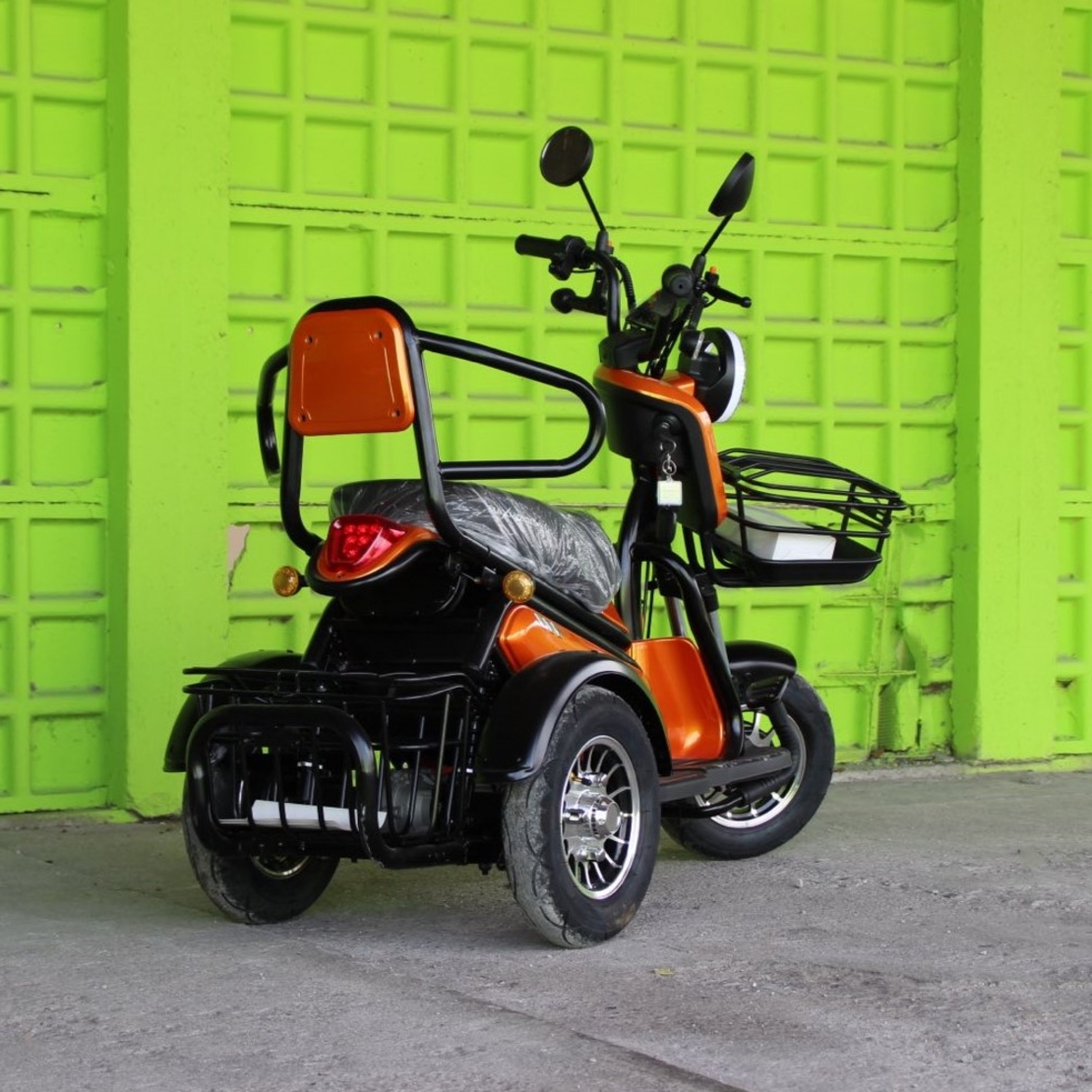 Уникална Триместна Триколка MaxMotors X1 NEW