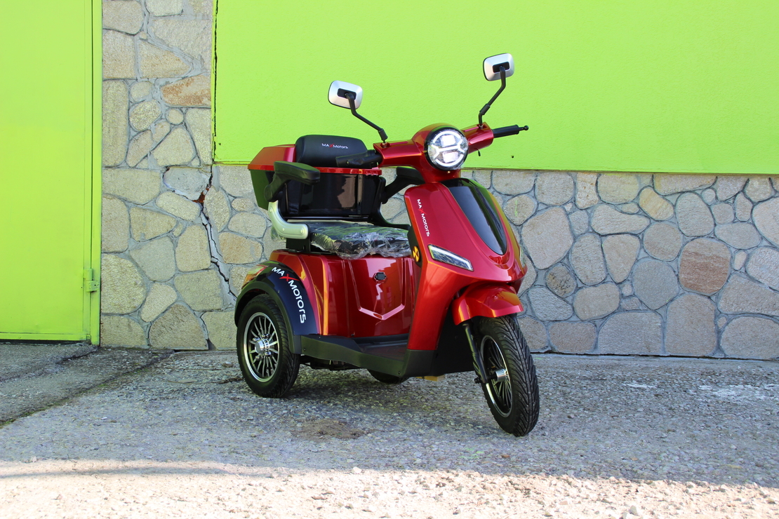 Електрическа Фамозна триколка MaXmotors FM1 1500W – RED