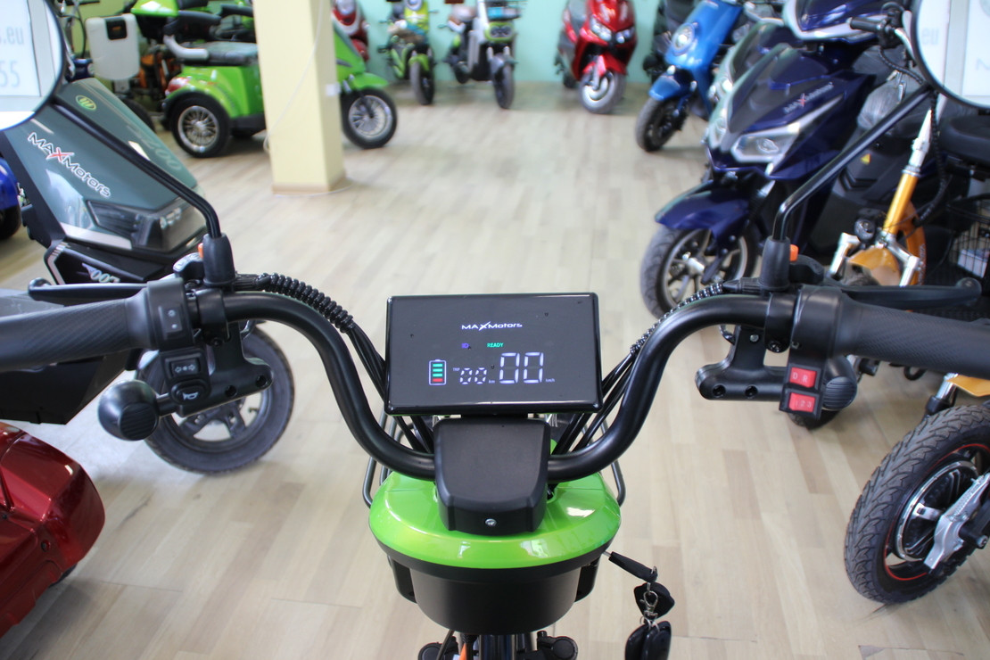Двуместна електрическа триколка MaxMotors Pudding 1800W-48V-20Ah GREEN