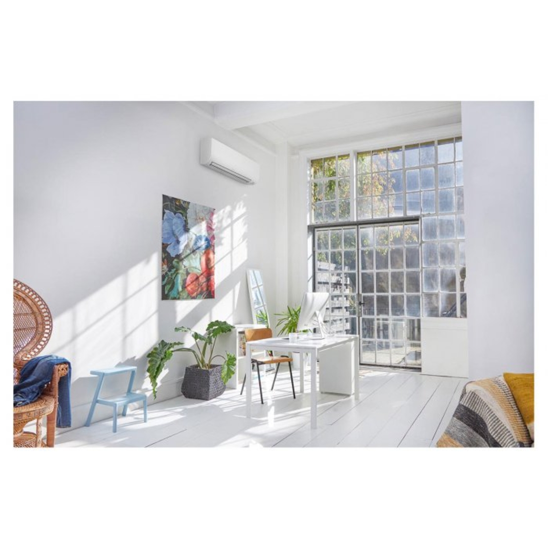 Инверторен климатик Daikin FTXP20N9/RXP20N9 COMFORA WiFi, 7000 BTU, Клас A++